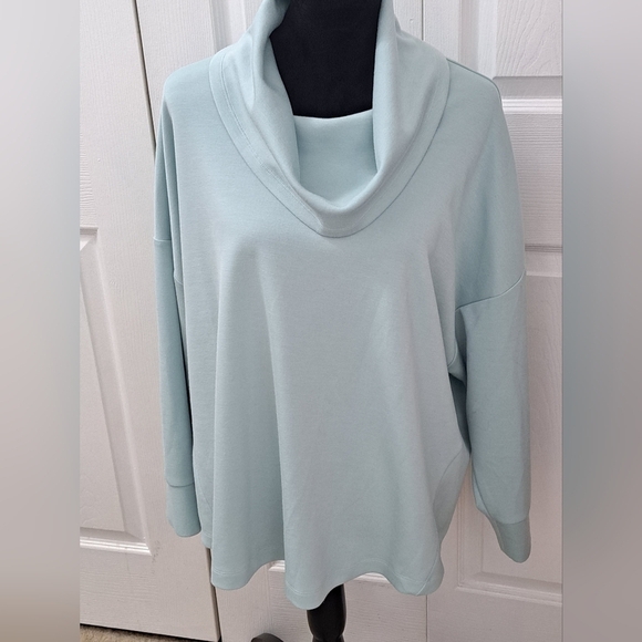 Cable & Gauge Mint Green Cowl Neck Top Size 2X - Picture 1 of 7